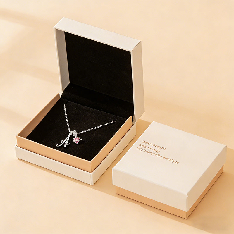 Colliers pendentifs 3 rangs avec initiales A-Z | Personnalisés et élégants