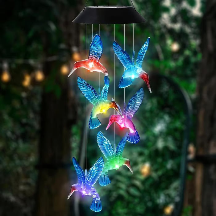 Illuminez votre jardin avec ces carillons éoliens solaires créatifs à motif d'oiseaux
