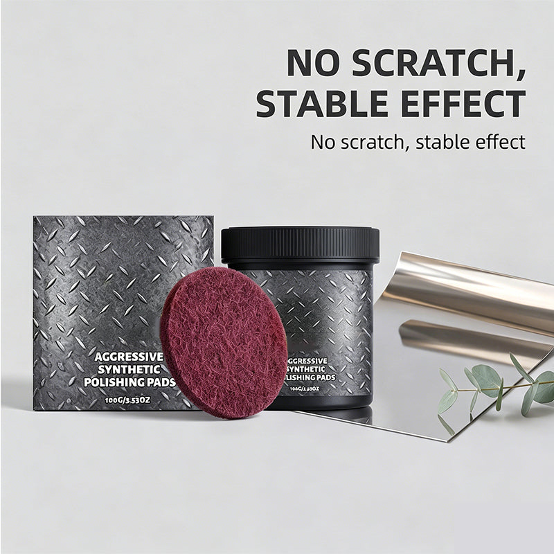 Produit de polissage tout-en-un pour la rénovation des surfaces avec tampon