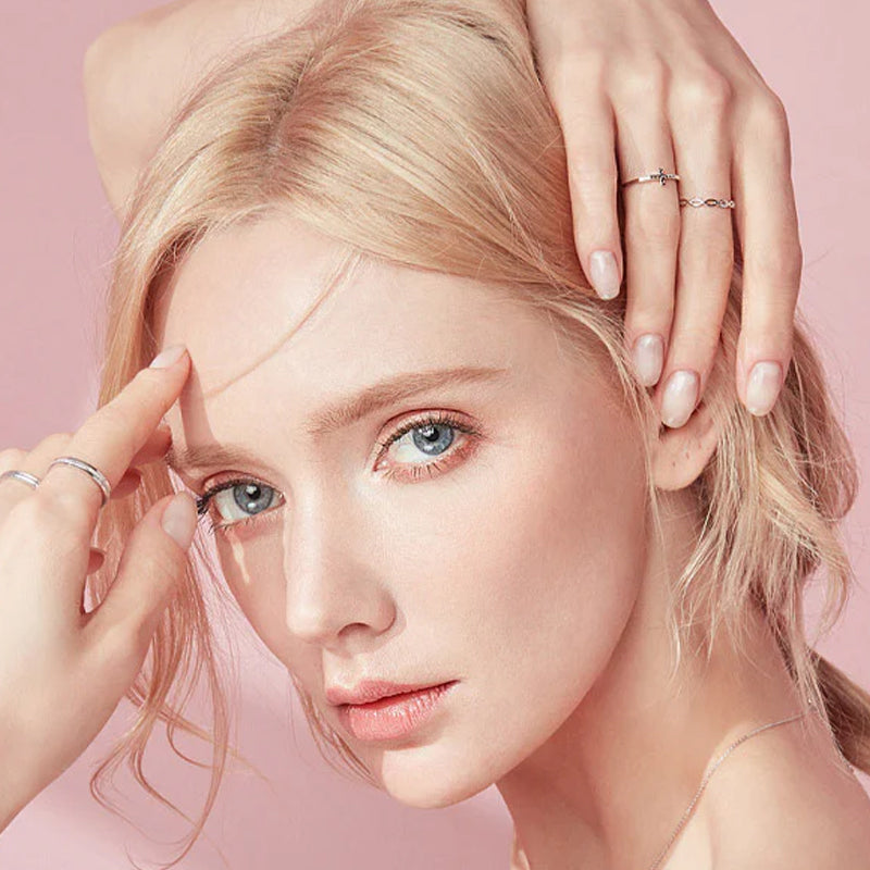 Stylo-correcteur liquide hydratant multi-usage
