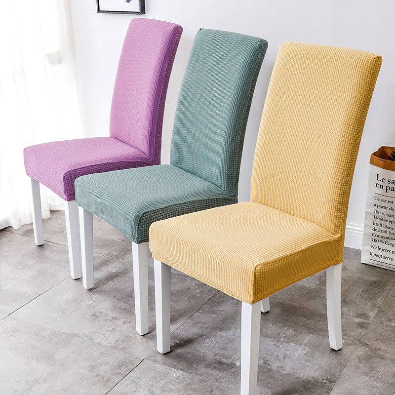 Rafraîchissez n'importe quelle chaise instantanément ! Housse monopièce extensible antidérapante