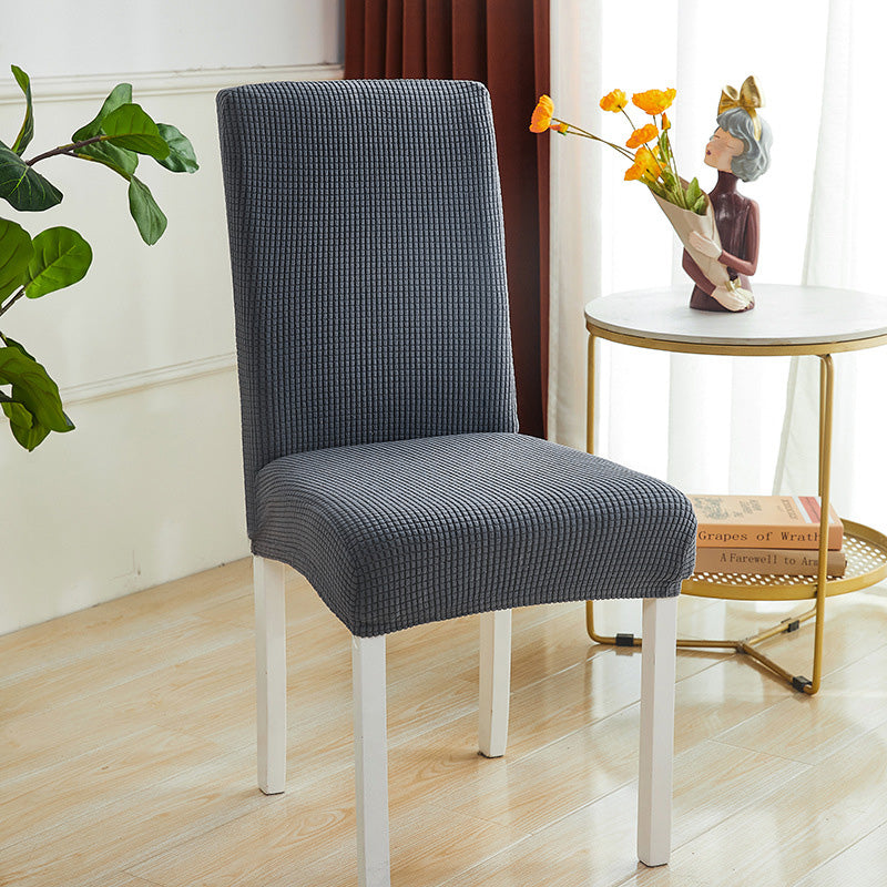Rafraîchissez n'importe quelle chaise instantanément ! Housse monopièce extensible antidérapante