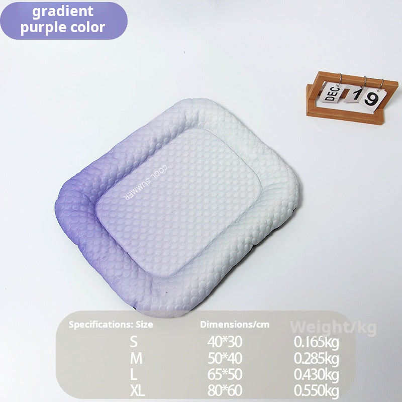 Tapis de refroidissement pour animaux de compagnie - Tapis de couchage d'été en soie glacée pour chiens et chats, couverture rafraîchissante aux couleurs dégradées, coussin de couchage doux et respirant pour sols intérieurs