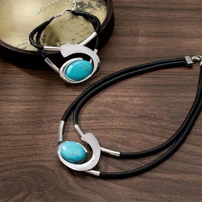 MAINTENANT ! Parure Collier & Bracelet Bohème Vintage - Détails Faits Main avec Ajustement Réglable, Accents Bohémiens Parfaits