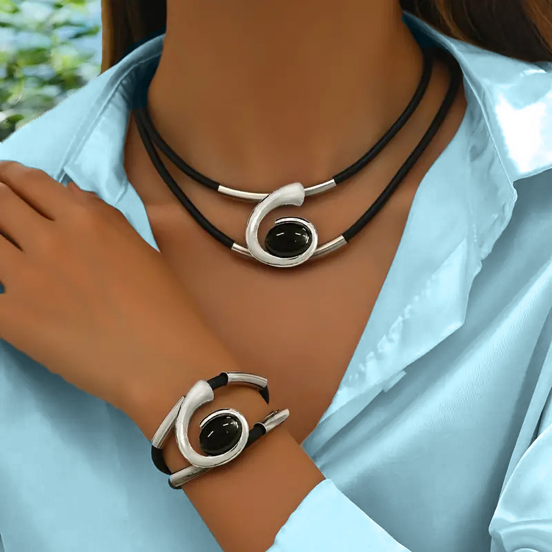 MAINTENANT ! Parure Collier & Bracelet Bohème Vintage - Détails Faits Main avec Ajustement Réglable, Accents Bohémiens Parfaits