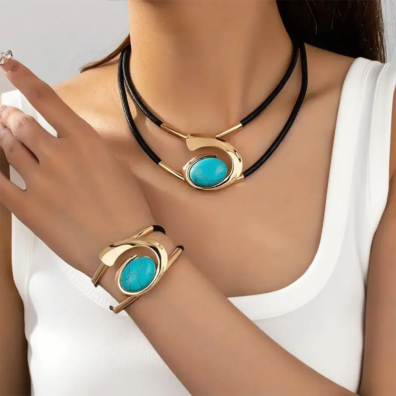 MAINTENANT ! Parure Collier & Bracelet Bohème Vintage - Détails Faits Main avec Ajustement Réglable, Accents Bohémiens Parfaits