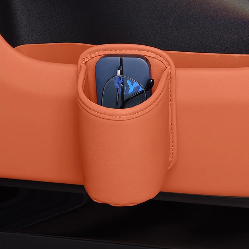 2026 Porte-gobelet de porte de voiture en cuir – Large ouverture, facile d'accès pour boissons et téléphone. Fixation sécurisée par clip. Cuir PU, robuste et élégant.