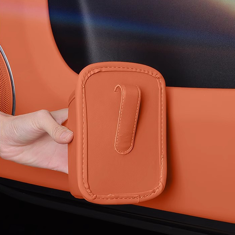 2026 Porte-gobelet de porte de voiture en cuir – Large ouverture, facile d'accès pour boissons et téléphone. Fixation sécurisée par clip. Cuir PU, robuste et élégant.