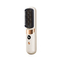 Brosse lissante sans fil 3 en 1 2026 : lissez, bouclez et démêlez avec 4 réglages de température. Des dents plus larges pour éviter les brûlures : sans danger pour le coiffage quotidien !