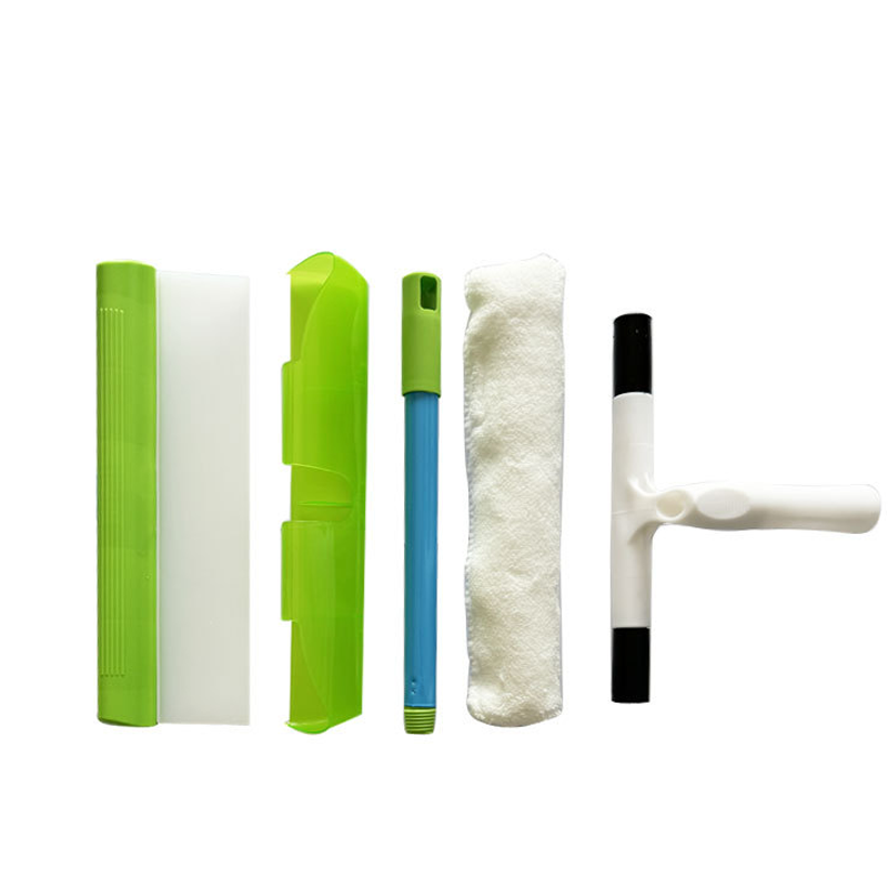 Grand nettoyage de printemps avec notre kit de 5 essuie-vitres anti-rayures – pour des vitres et fenêtres de voiture sans traces