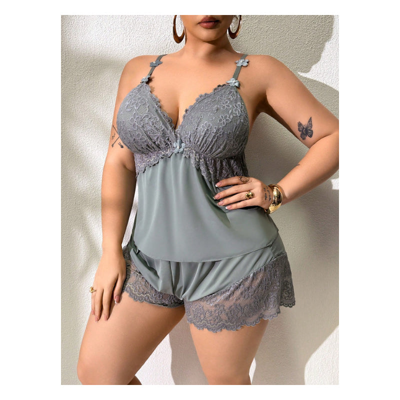 Ensemble de pyjama camisole et short bordé de dentelle 2026 – Tissu doux effet satin, bretelles réglables et col en V.