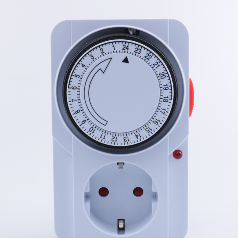 Minuteur mécanique enfichable 24 heures